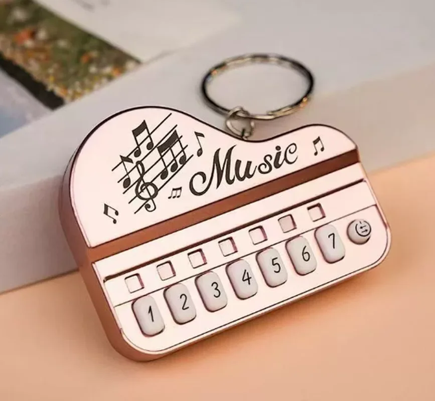 Mini Piano de Bureau Pliant de Poche, Porte-clés Classique, Pendentif Créatif, Électronique Musicale, Cadeau Surprise de Fêtes pour Bons Amis