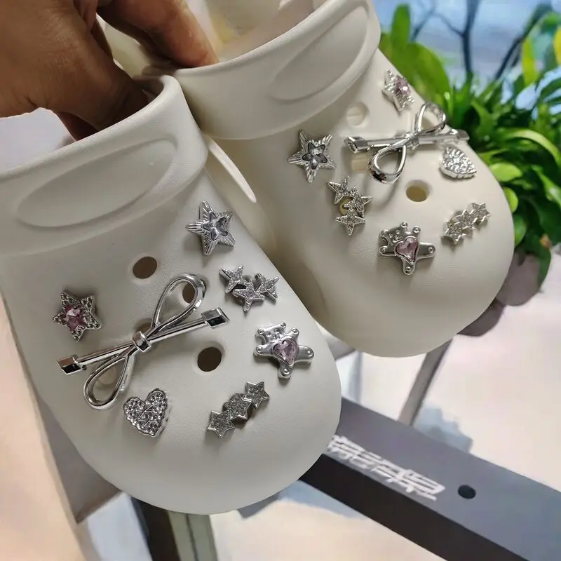 Whole Set Hot Sale DIY Hole Shoes Charms Silver bow five star Accessories Designer Quality Garden Shoe Decoration Girl Gift