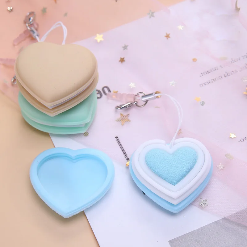 1PCS Round/Heart-Shaped Macaron Phone Screen Cleaner Multifunctional Lens Cleaning Tool For Eyeglass Camera Lens Phone Pendant