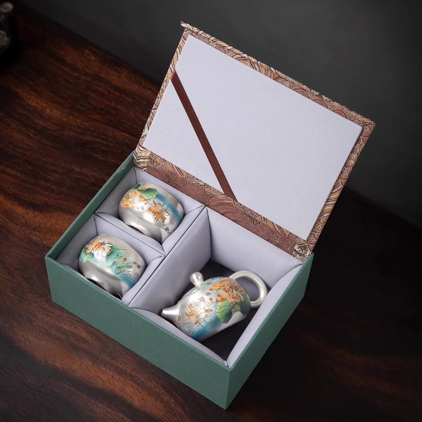 

Palace Museum Cultural and Creative Gilded Silver Blue and White Xishi Pot, Teapot, Tea Set, Handheld Gift Gift