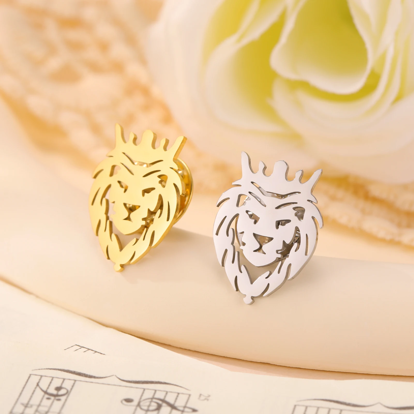 Lemegeton Crown Lion Brooch Stainless Steel Jewelry Men Women Trend Badges Animal Suit Collar Pin New Year Valentine's Day Gifts