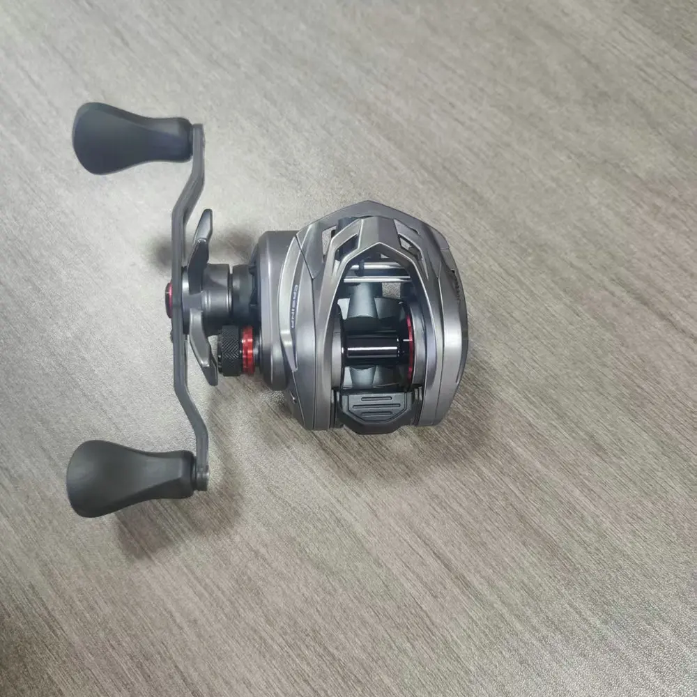 Carrete de pesca ligero con mango largo y cuerpo de carbono - imagen 4