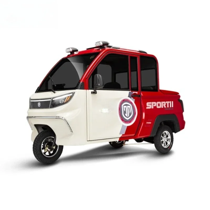 Fully enclosed electric tricycle