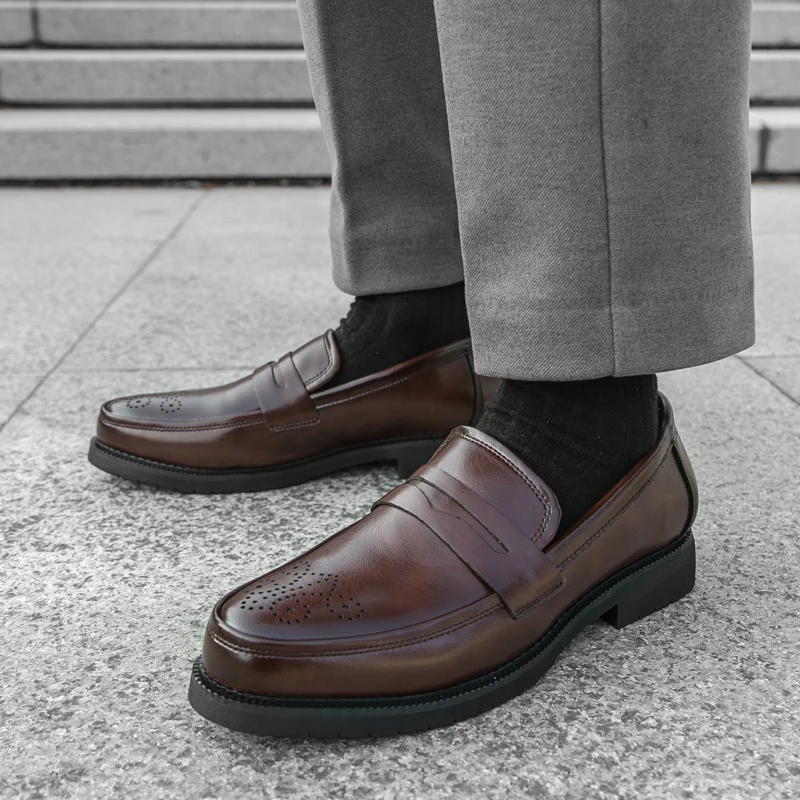Hommes mode mocassins chaussures quotidien bureau Banquet affaires chaussures en cuir formelles Simple classique polyvalent Styles
