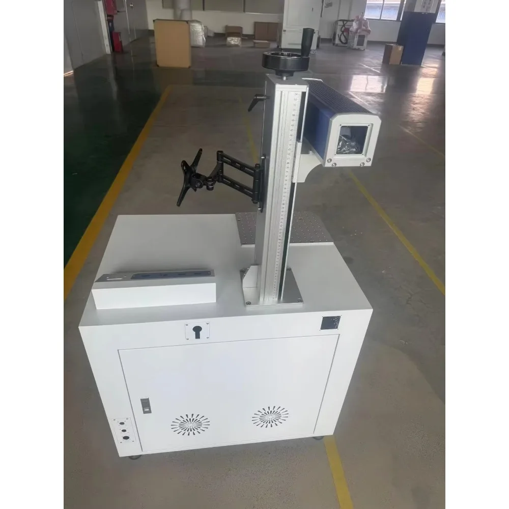 100W Optical Fiber Marking Machine Air Cooling  Carbon Stainless Steel Aluminium Plastic Acrylic Metal
