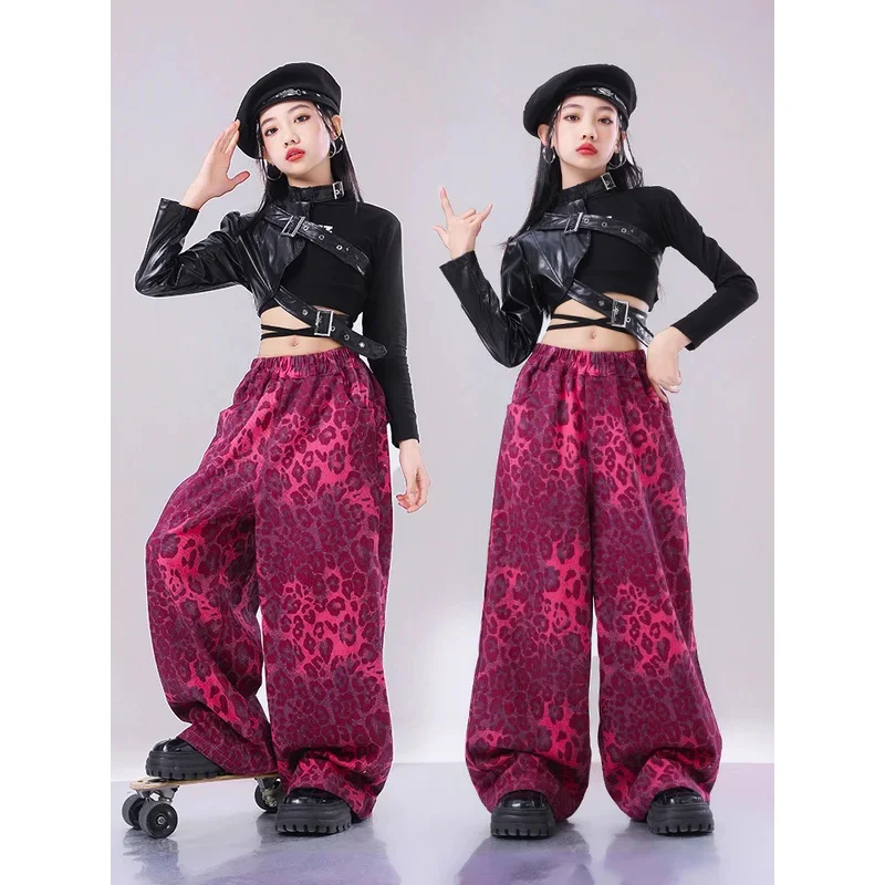 أزياء رقص الجاز الحديثة للفتيات ارتفع الأحمر ليوبارد طباعة معطف الهيب هوب السراويل وتتسابق الهيب هوب مرحلة الملابس