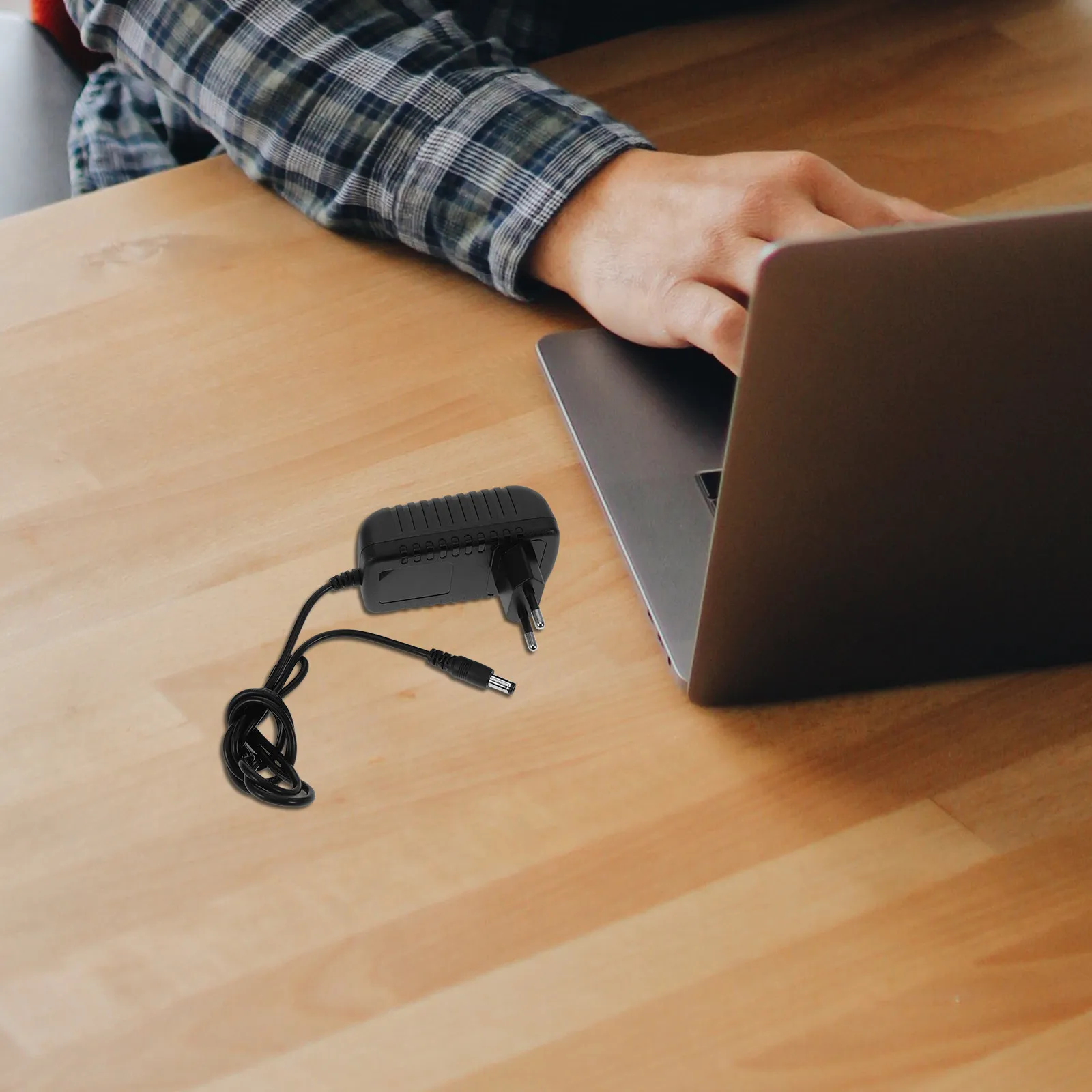 

Компактный декоративный органайзер-тайник с потайным отделением для денег, монет и таблеток – лучшее место для хранения