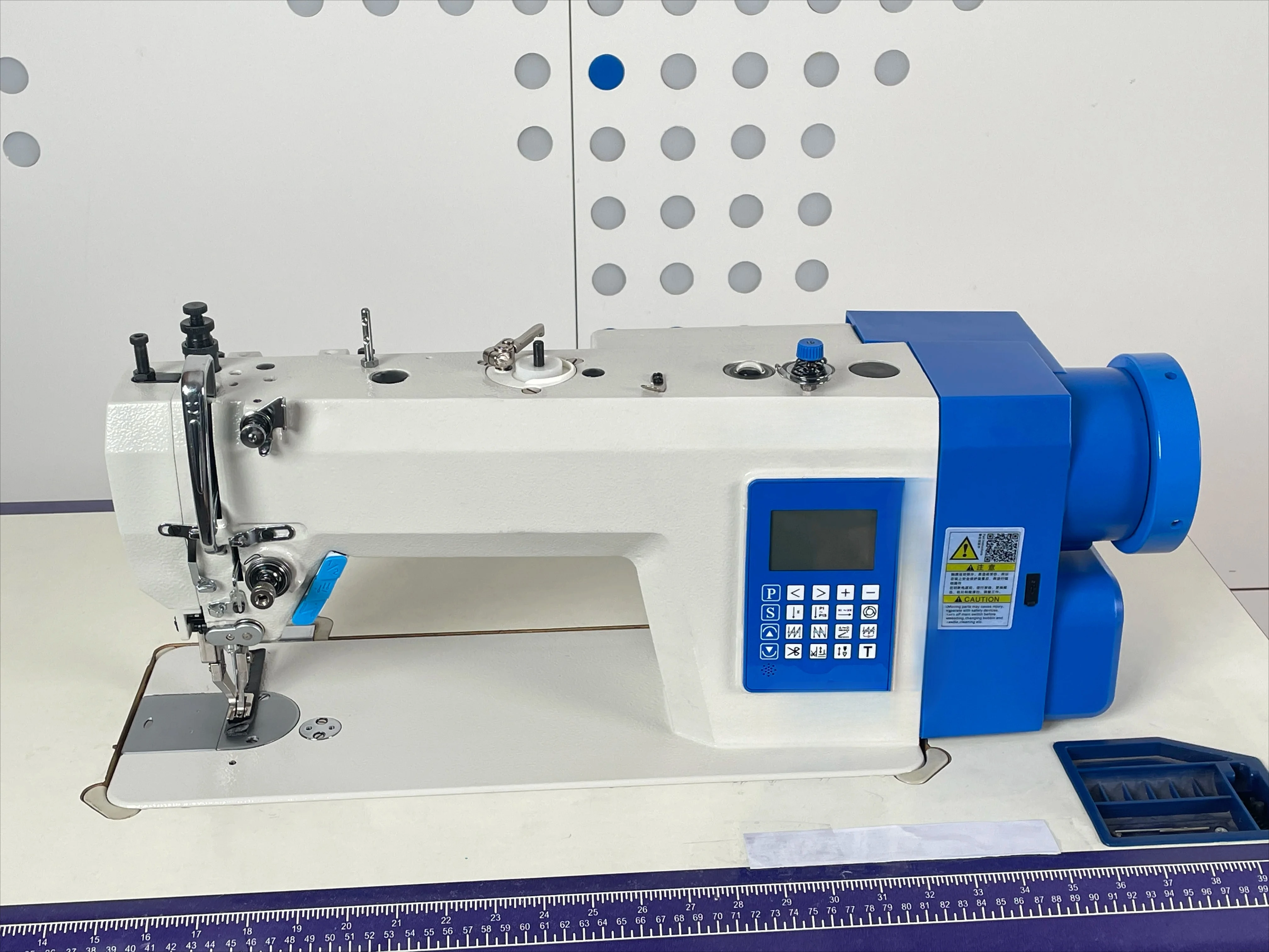 JK303-1SB Computerized up and Bottom Feed Walking Foot Lockstitch Sewing Machine with Step Motor