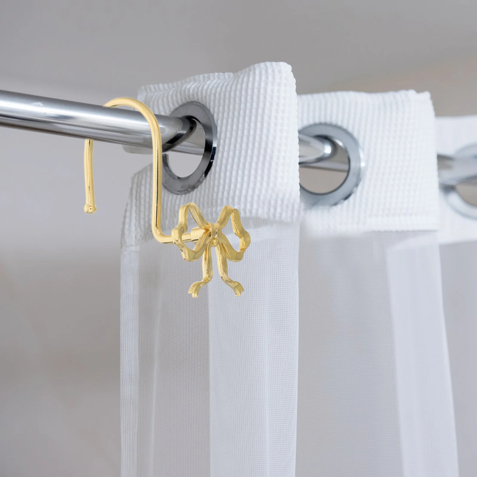 

12Pcs Bow Shower Curtain Hooks Decorative Metal Bowknot Hangers for Bathroom Curtains Cute Bow Knot Design Curtain Rings Decor