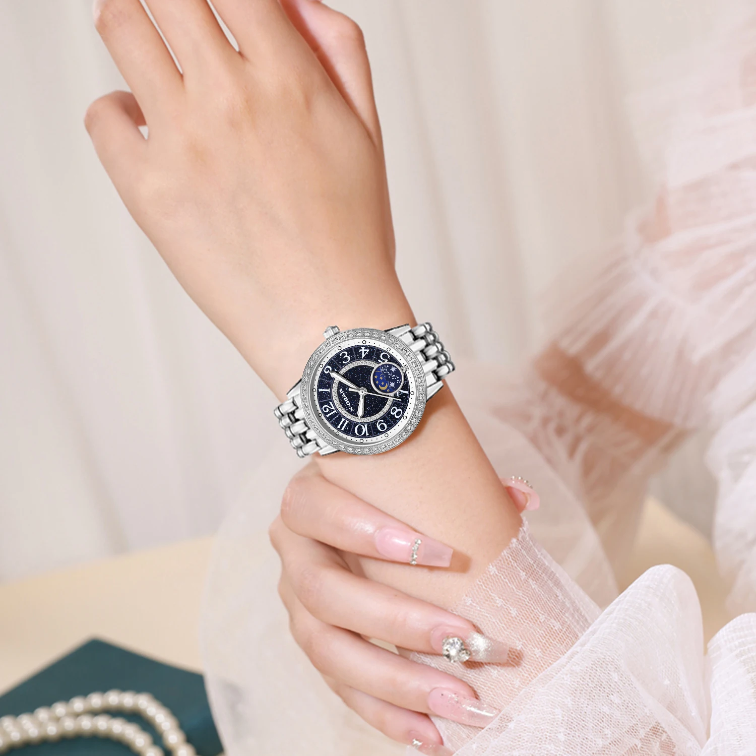 ساعة نسائية أنيقة ماسية مقاومة للماء من الفولاذ المقاوم للصدأ بحركة ميكانيكية ومينا نجمة الشمس والقمر #3