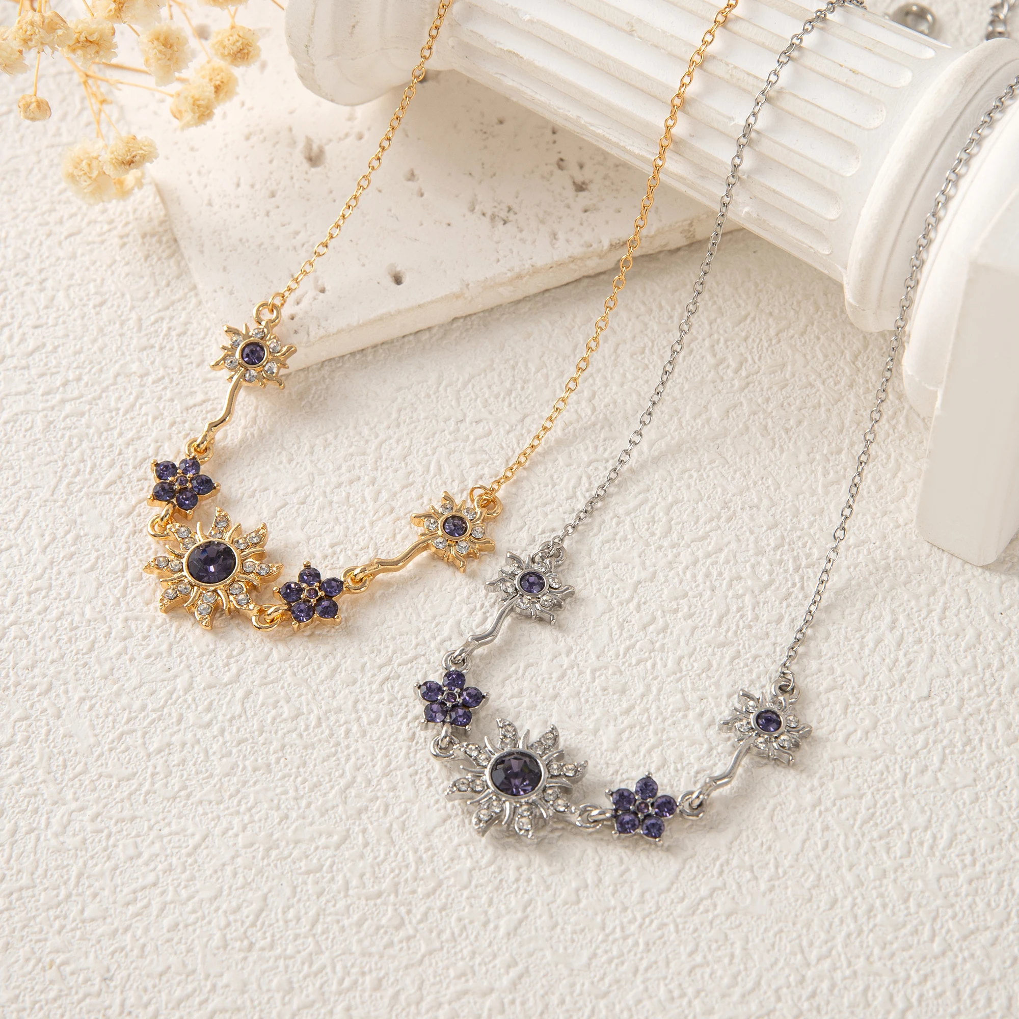

Simple and fresh purple sunflower princess niche light luxury high-end women's necklace