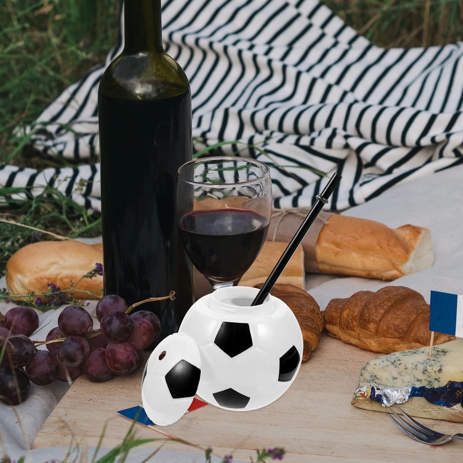 

450Ml Football Inspired Drink Cup Smooth Lid Leak Proof Water Mug for Daily Use Office Travel Sports Fruit Pattern Coffee Mugs