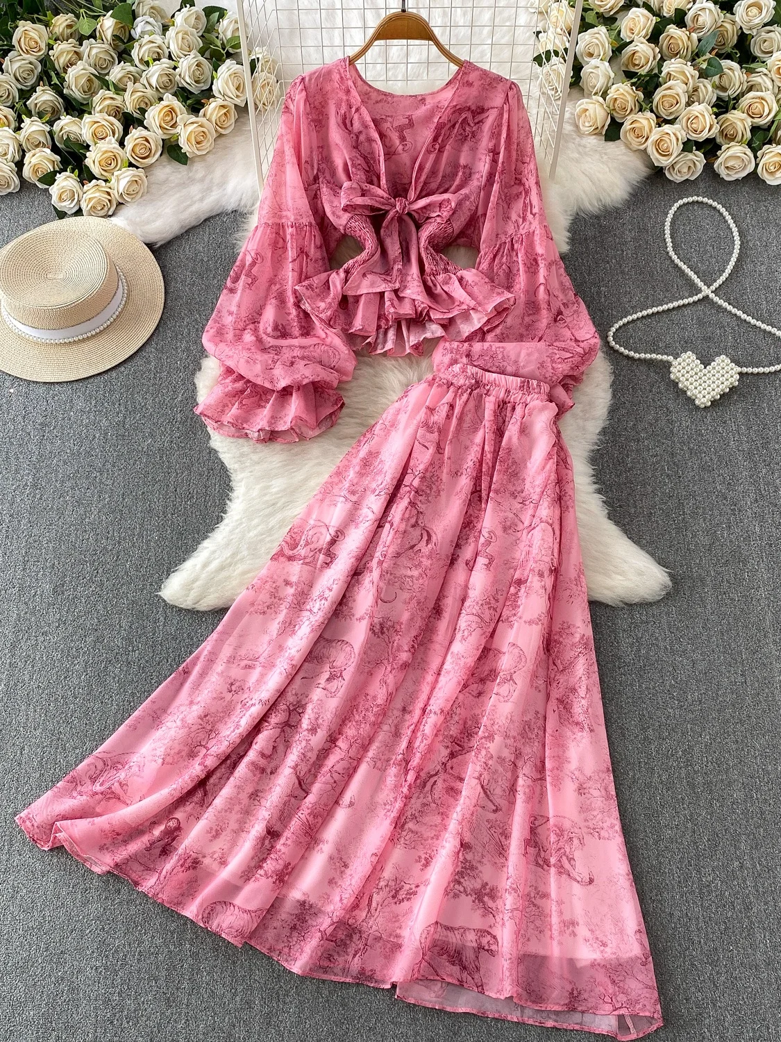 

Elegant V-neck Shirt Long Sleeve Slimming Belted Floral Print Hem Long Dress Two-piece Set Commute Style High Waist Lantern S...