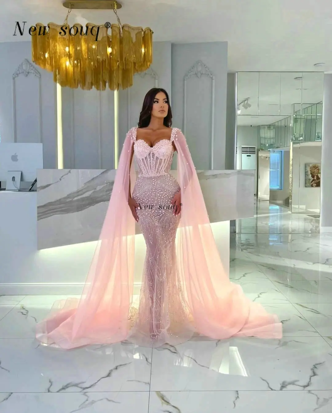 Elegant Arabic Pink Mermaid Evening Dresses with Cape Sleeves Pearls Beaded Sparkle Sequins Formal Women Wedding Party Gowns