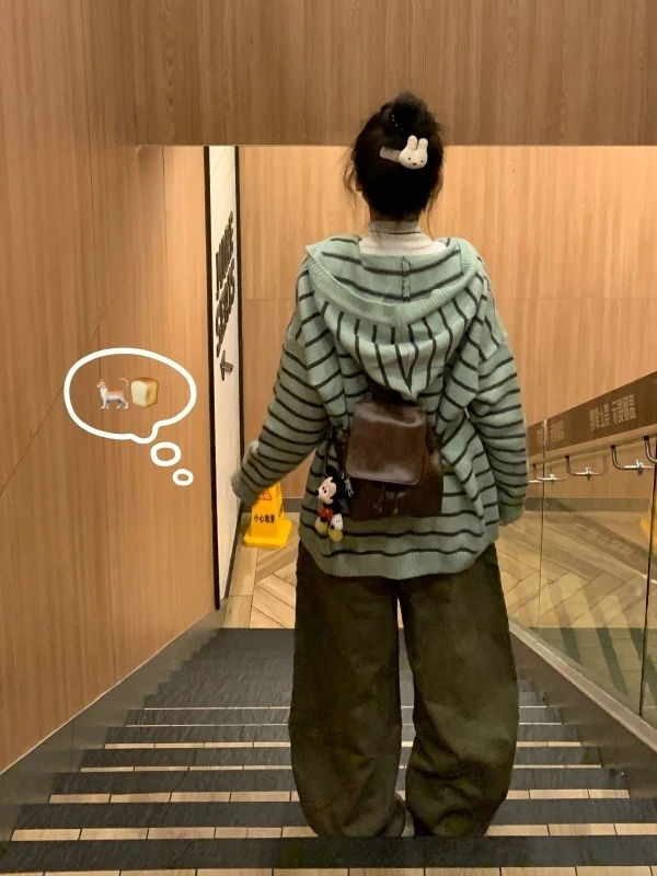 

Loose Fit Korean Sle Striped Hoodie Long Sve Lazy Faion Knitted Top Unique Beautiful Spring 2026 Women's Casual Wear