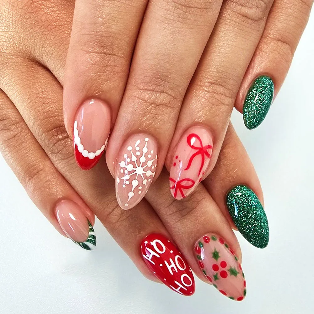 24 قطعة جديد عيد الميلاد الاكريليك الصحافة على الأظافر مع الغراء لطيف اللوز الأحمر الحرير Bowknot ندفة الثلج يمكن ارتداؤها الأظافر كاذبة عيد الميلاد الأظافر وهمية