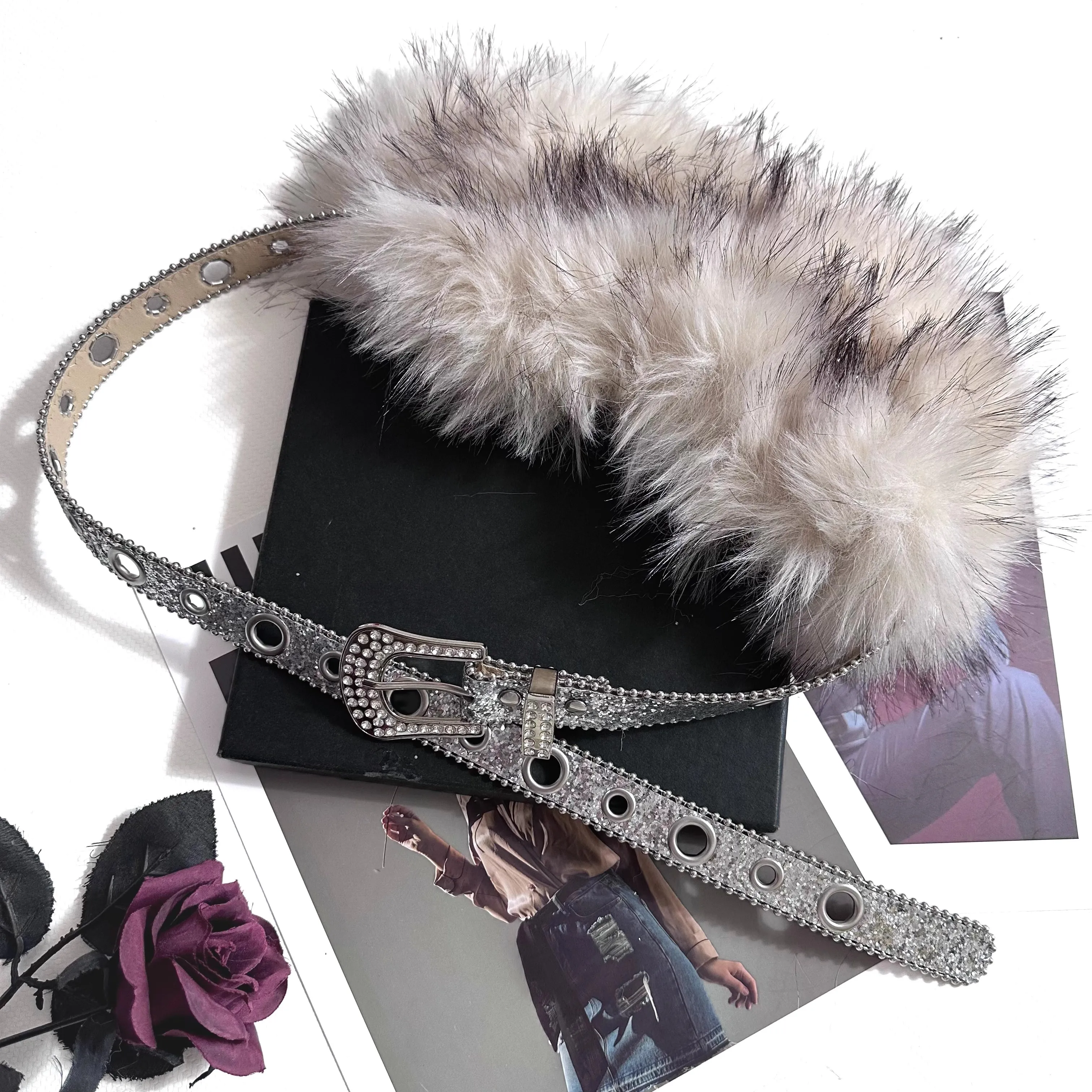 女性のヴィンテージフェイクファーパッチワーク光沢のあるベルトコルセット女性カマーバンドコートウエストバンドドレス宣言ワイドベルト J1462