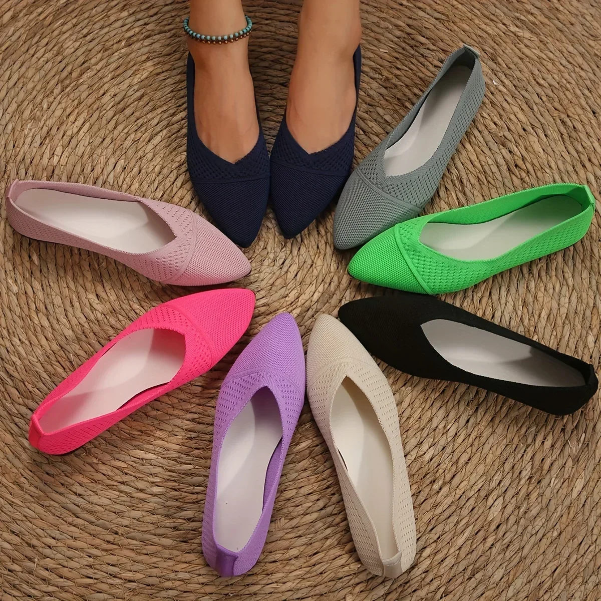 Women Flat Shoes Solid Color Knitted Slip on Loafers Women Pointed Toe Ladies Shoes Casual Breathable Ballet Women Flat Shoes