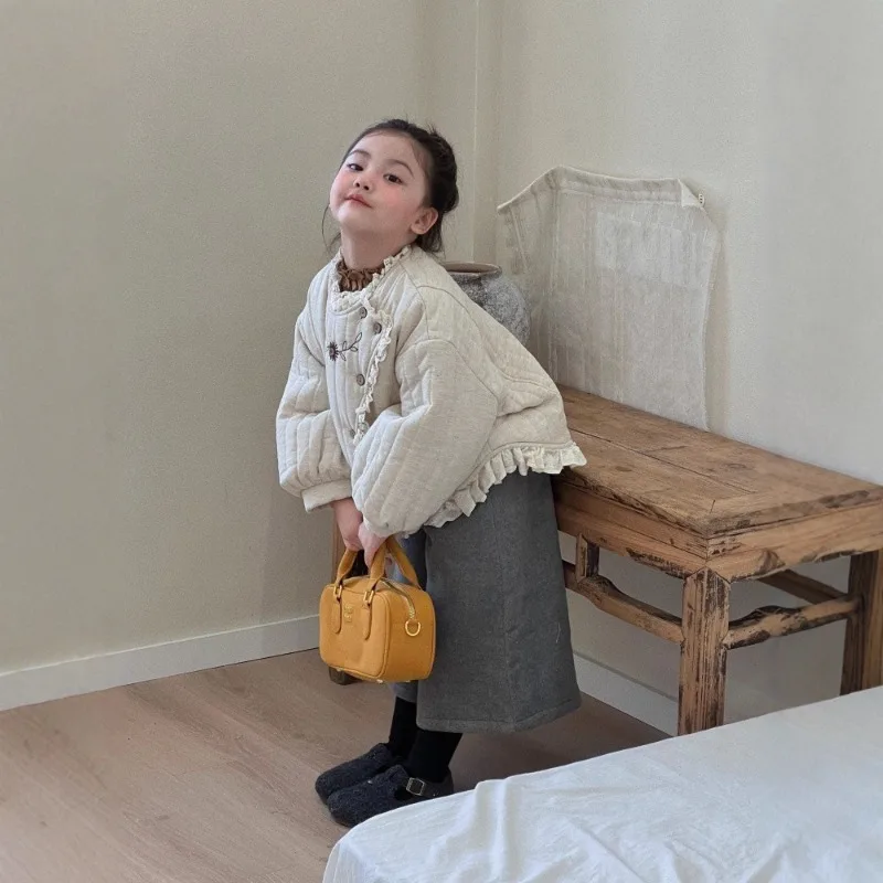 Coats Childrens Cotton Coat Winter New Girls Korean Temperament Wearing Heavy Industry Lace Jacket 2025