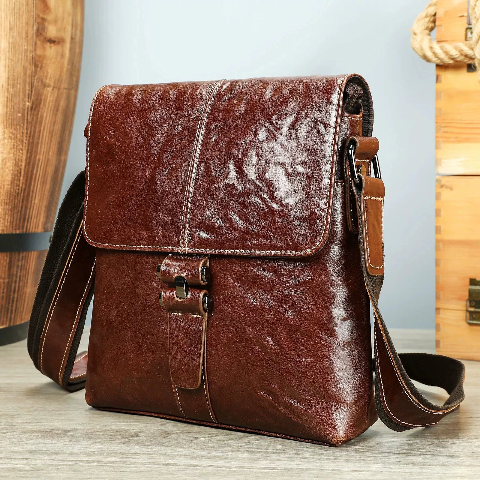 

CFUN YA New Trend Luxury Men's Shoulder Bag Real Leather 9.7inch Ipad Crossbody Bag Male Messenger Pack Unisex Handbag Mochila