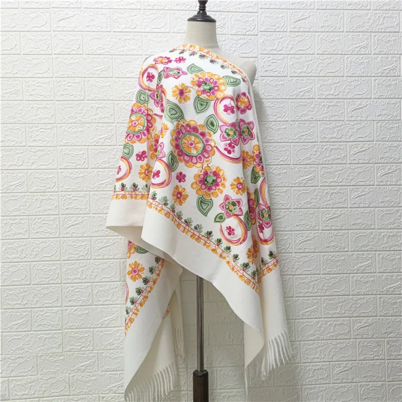 

Female Cashmere Blend Scarves Wraps Vintage Embroidered Bufanda Ethic Style Shawl Warm Blanket Tassel Hijabs Echarpes Pashmina