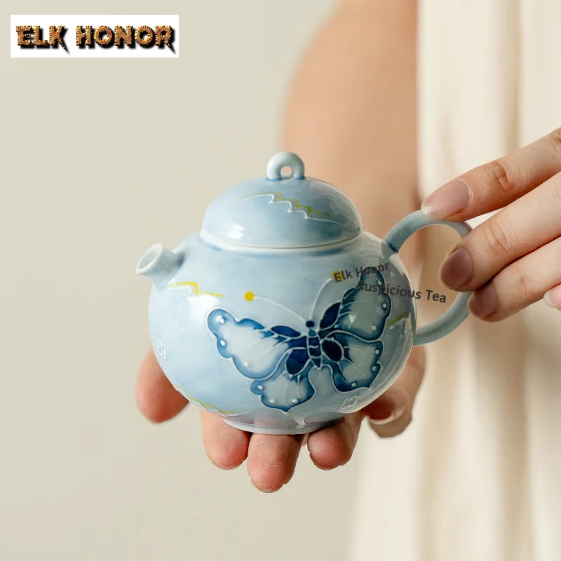 145ml Hand Painted Butterfly Teapot Luxury Tea Infuser Pot Household Tea Soaking Kettle With Ball Hole Tea Ceremony Ornaments