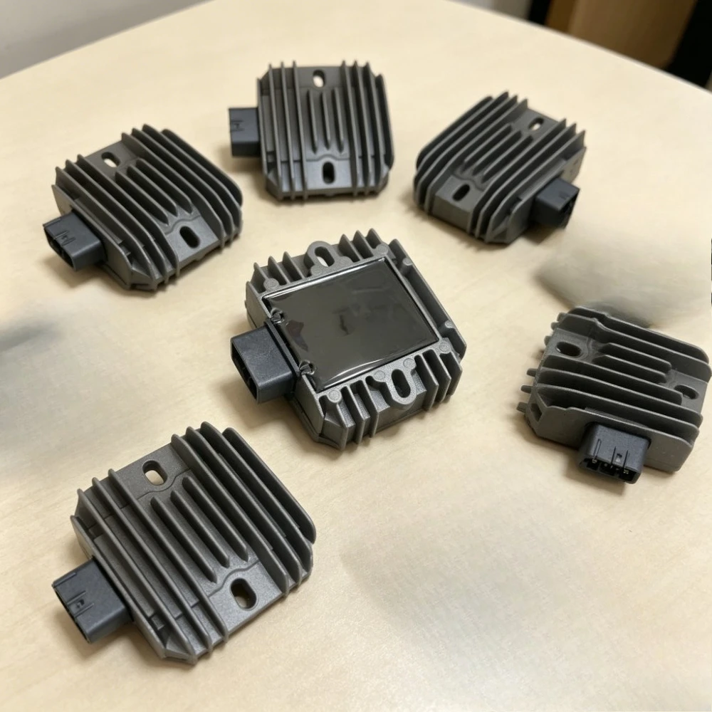 

1pc Voltage Regulator Rectifier for Suzuki GSR400 GSR600 AN400 AN GSR 400 600 XF650 XF Freewind 650 DL1000 V-strom 1000 DL 1000