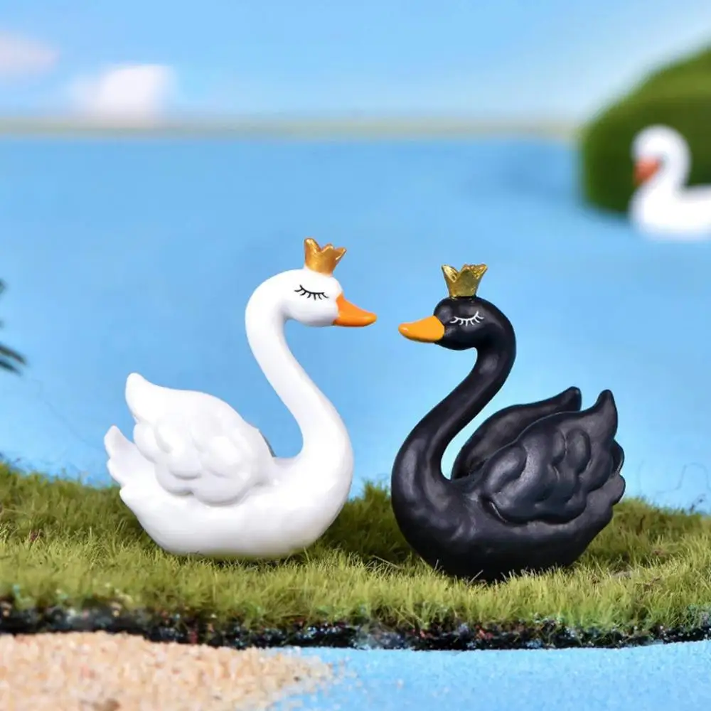 1 قطعة تاج البجعة السوداء البلاستيك الحيوان تمثال صغير تمثال صغير الحرف الشكل زخرفة المنمنمات #4