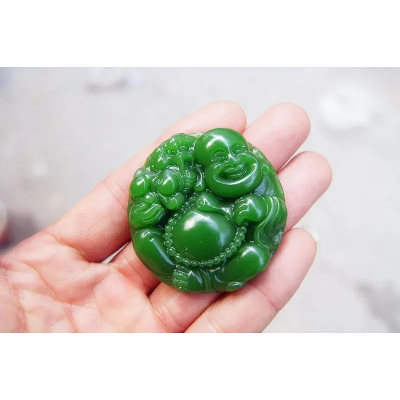 

Free delivery -- beautiful (outer Mongolia) jade hand carved with a smile of the Buddha (amulet) good lu. Round nelace pendant