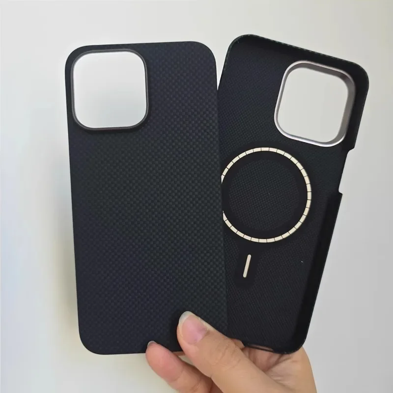 

Classic black-gray 100% Carbon Fiber phone case Aramid Fiber for IPhone 15 16 Pro MAX