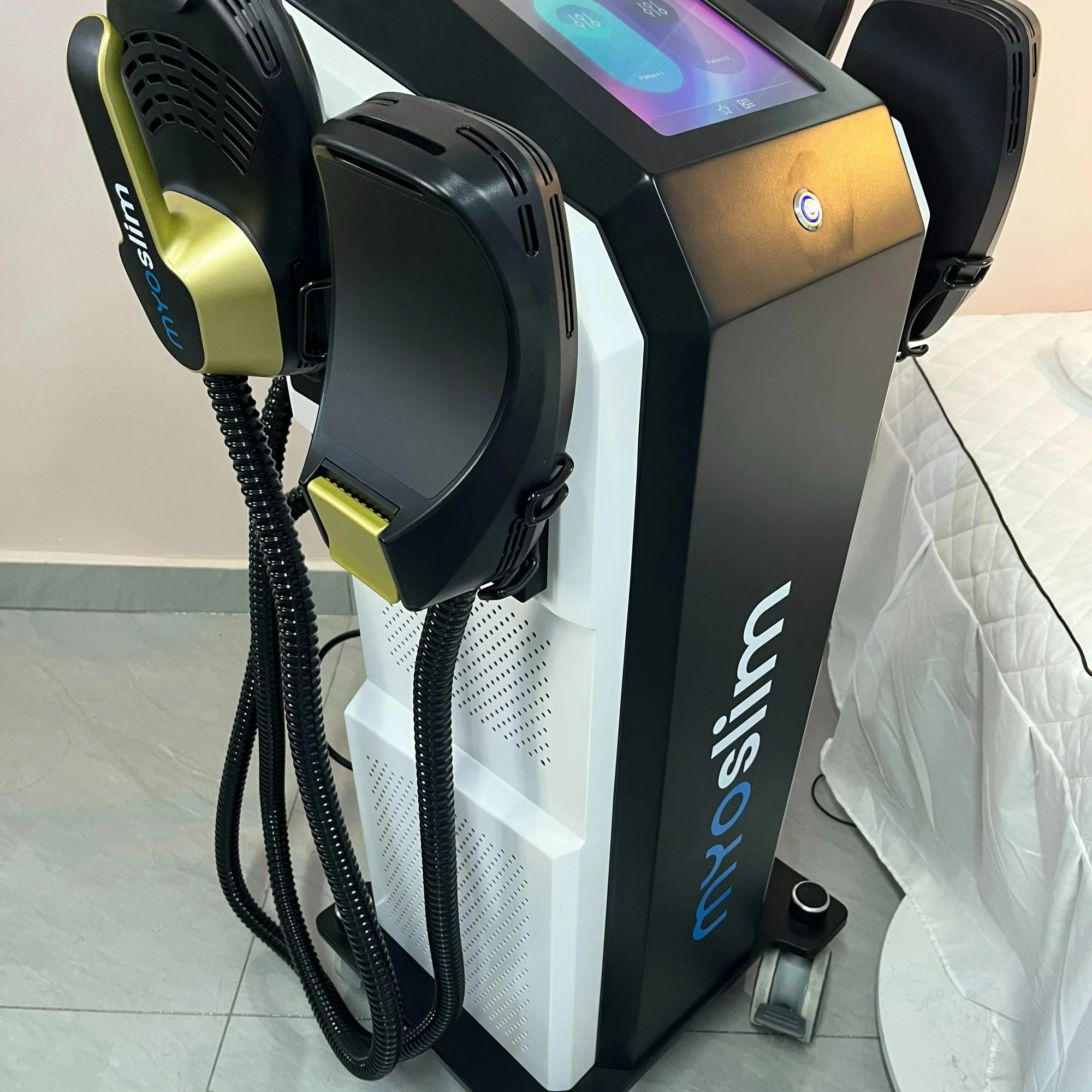 ترقية جديدة MYOslim آلة نحت الجسم المهنية NEO Hi-emt RF الجسم التخسيس العضلات محفز 15 Tes 6500W 200hz