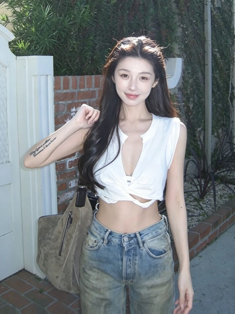 

Y2k Aesthetic Women Sexy Cropped T-shirt Vintage Streetwear Cross Pleated Grunge Tshirts Harajuku Solid Sleeveless Casual ​Tees
