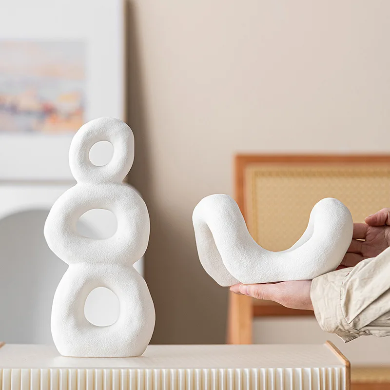 Ceramic Handicrafts Geometrically Curved Pipe Abstract Hollow Curve Decorative Figurines Home Decoration Accessories