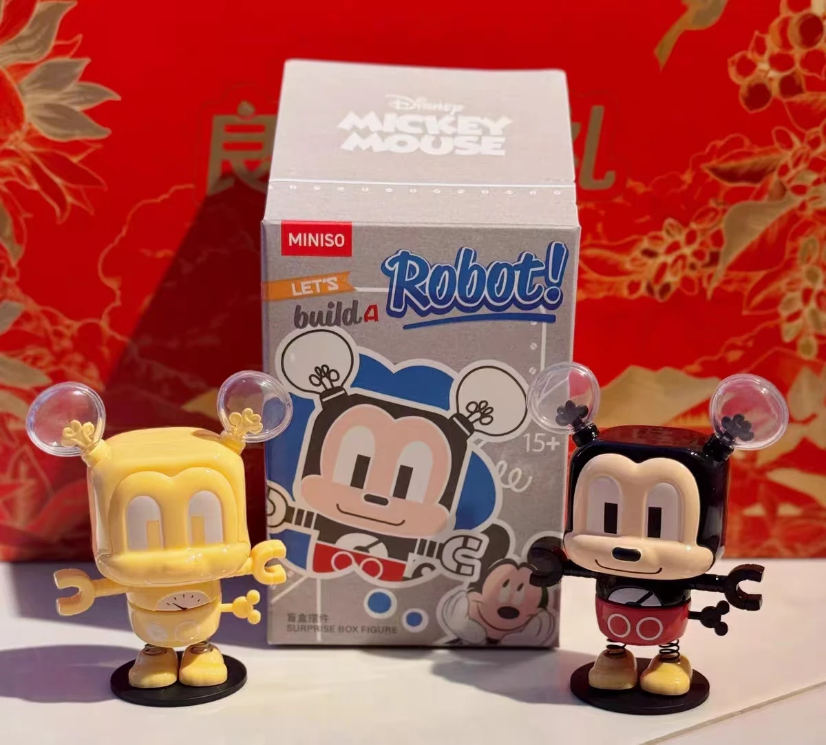 

Miniso Лидер продаж мини-серия Дисней аниме Микки серии робот слепая коробка ручной работы мультфильм милый стиль милые подарки на день рождения