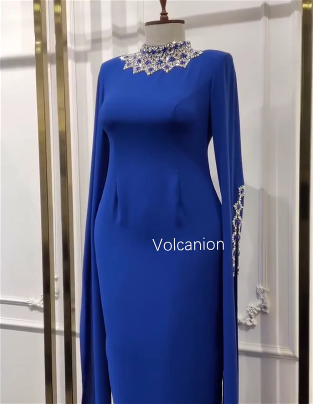 تخصيص جيرسي حجر الراين مستقيم الياقة العالية فساتين متوسطة الطول مناسبة مخصصة حفلة موسيقية كلاسيكية بسيطة مطابقة