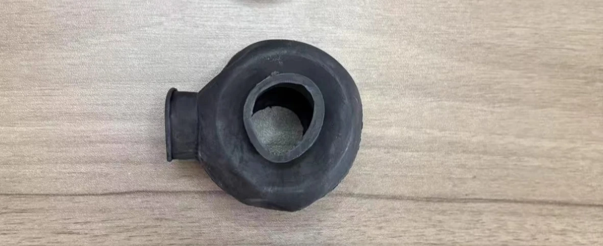 

Fish eye bearing dust cover rod end