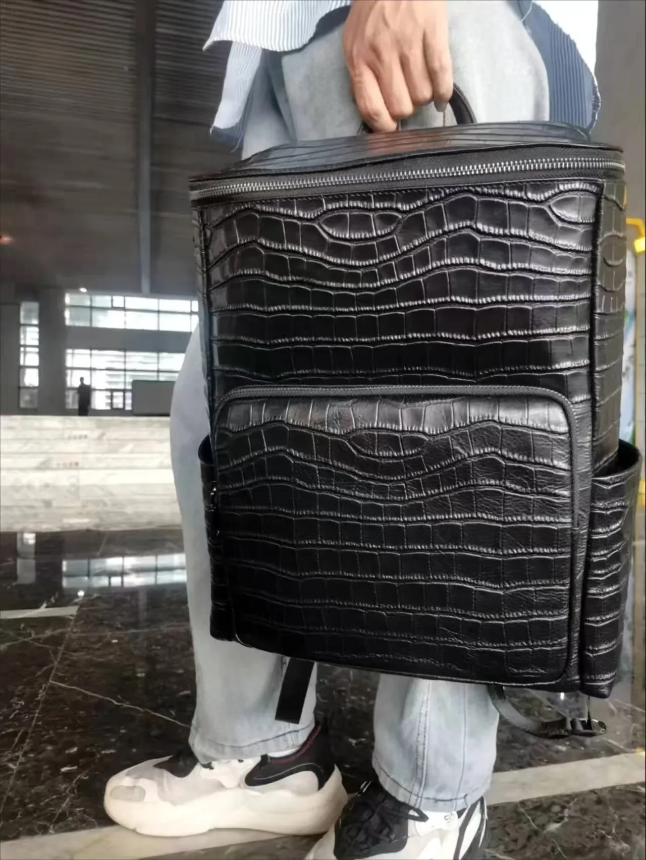 New Alligator Pattern Men Backpack First Layer Cowhide Men's Bag Genuine Leather Schoolbag Large Luxury Laptop Travel Backpack