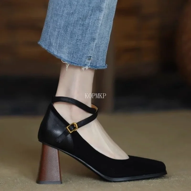 Spring Autumn Designer Shoes Fashion Square Toe Thick Heel Retro Matte Sexy Trendy Cross Buckle Women\'s Shoes Zapatos De Mujer