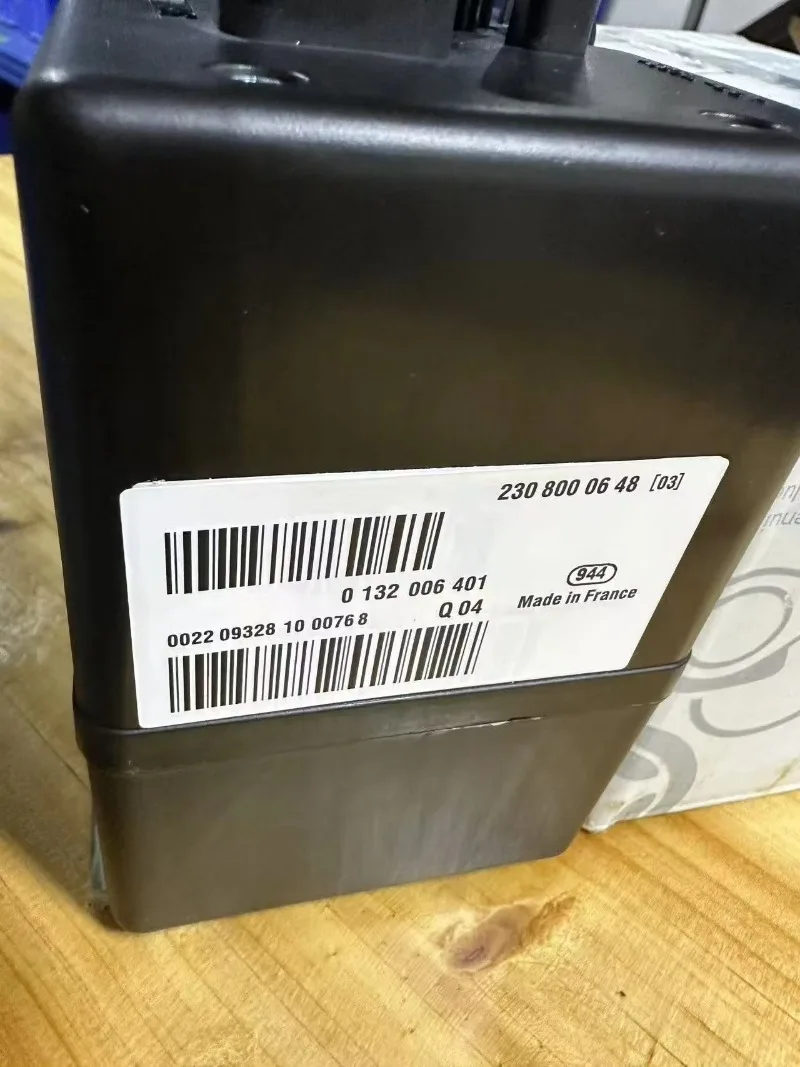 A2308000648 A2308000548 2308000648 2308000548 for SL280 SL300 SL350 Genuine Vacuum Pump Central Locking Pump