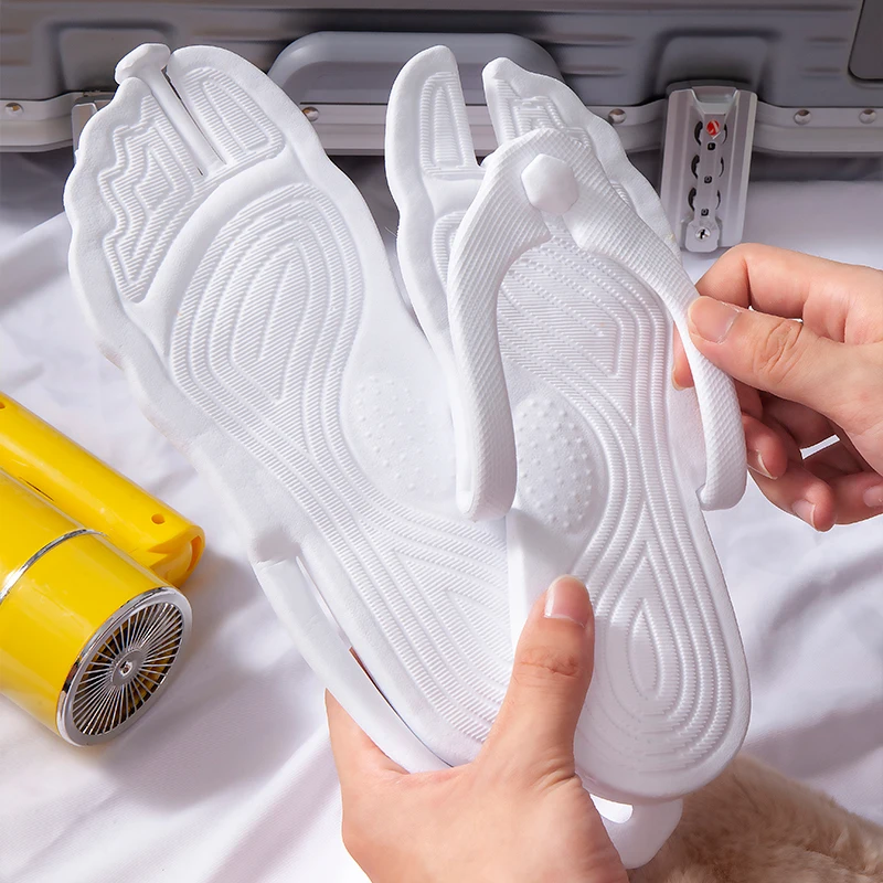 

1Pair White Portable Folding Slippers for Business Trip Couple Beach Flip-flops Hotel Bath Anti-skid Slippers Folding Slippers