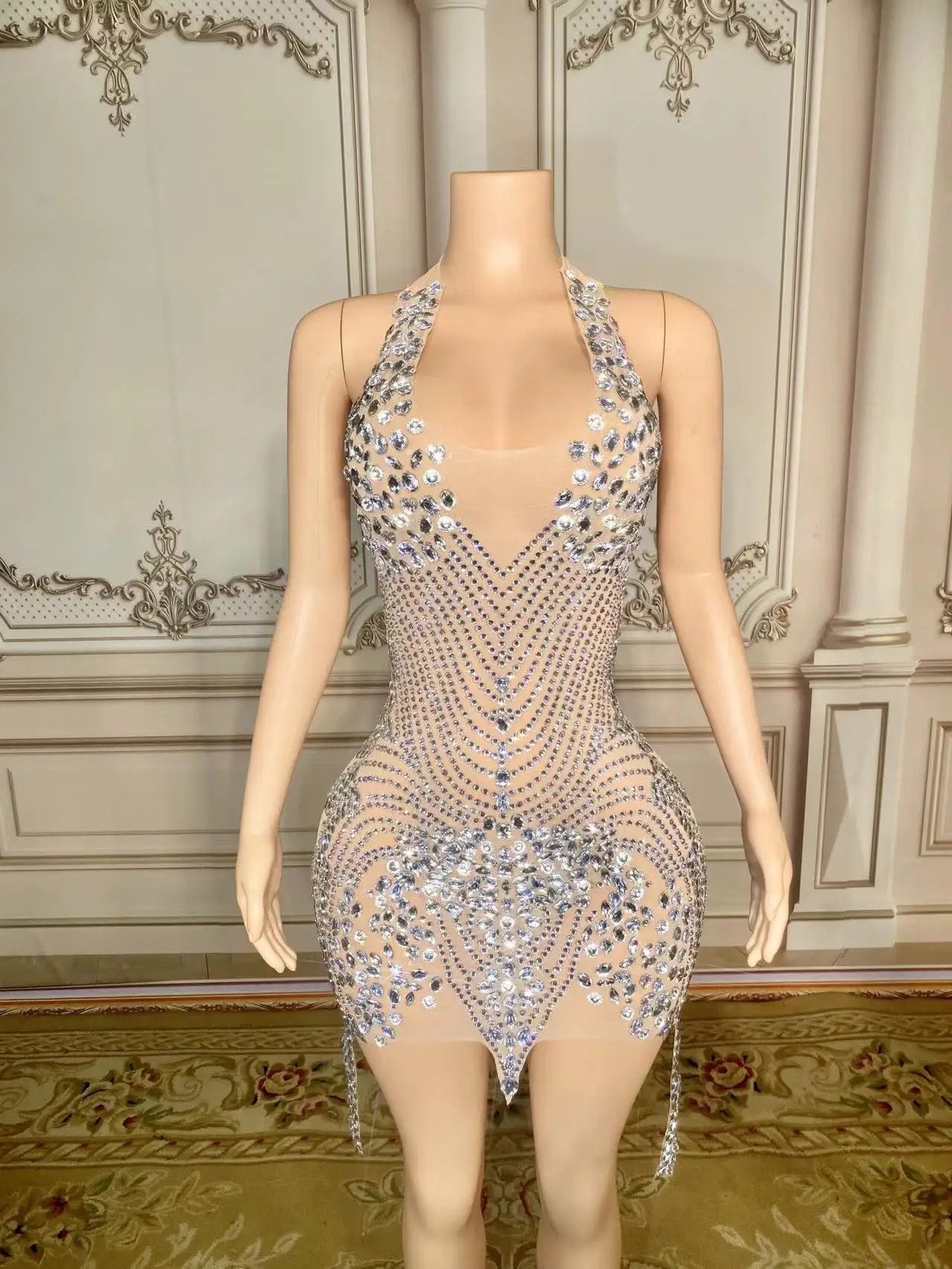 

Вечеринка для шоу девушки, роскошный костюм для шоу девушки, роскошный наряд для вечеринки, телесный красный сексуальный прозрачный эластичный костюм со стразами, праздничный Холтер