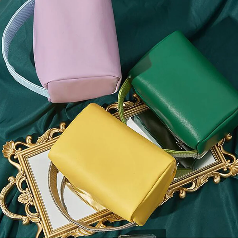 

Candy Colored Toiletry Large Capacity PVC Material Easy Clean Portable Makeup Organizer Travel Supply Cosmetics Storage Bag