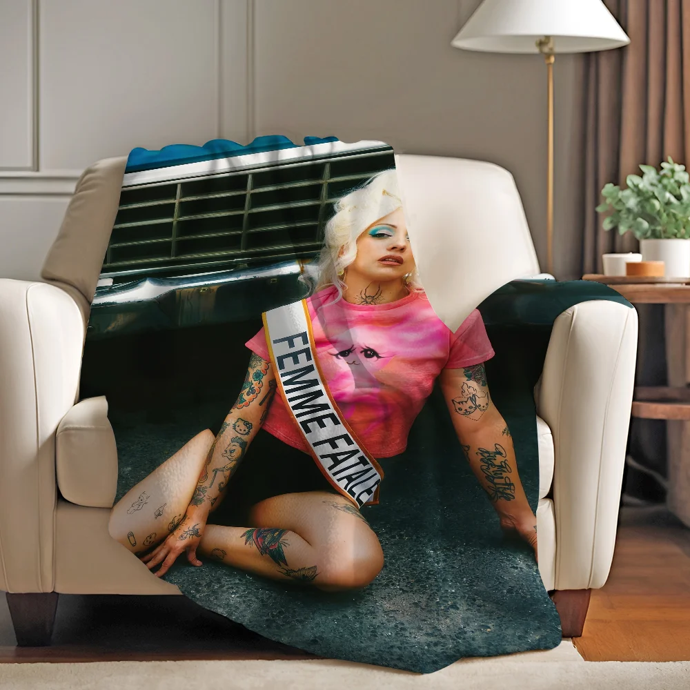 Singer Mon Laferte FEMME FATALE Blanket Soft and Skin Friendly For Couch Bed Napping Bedspread All Seasons Comforter