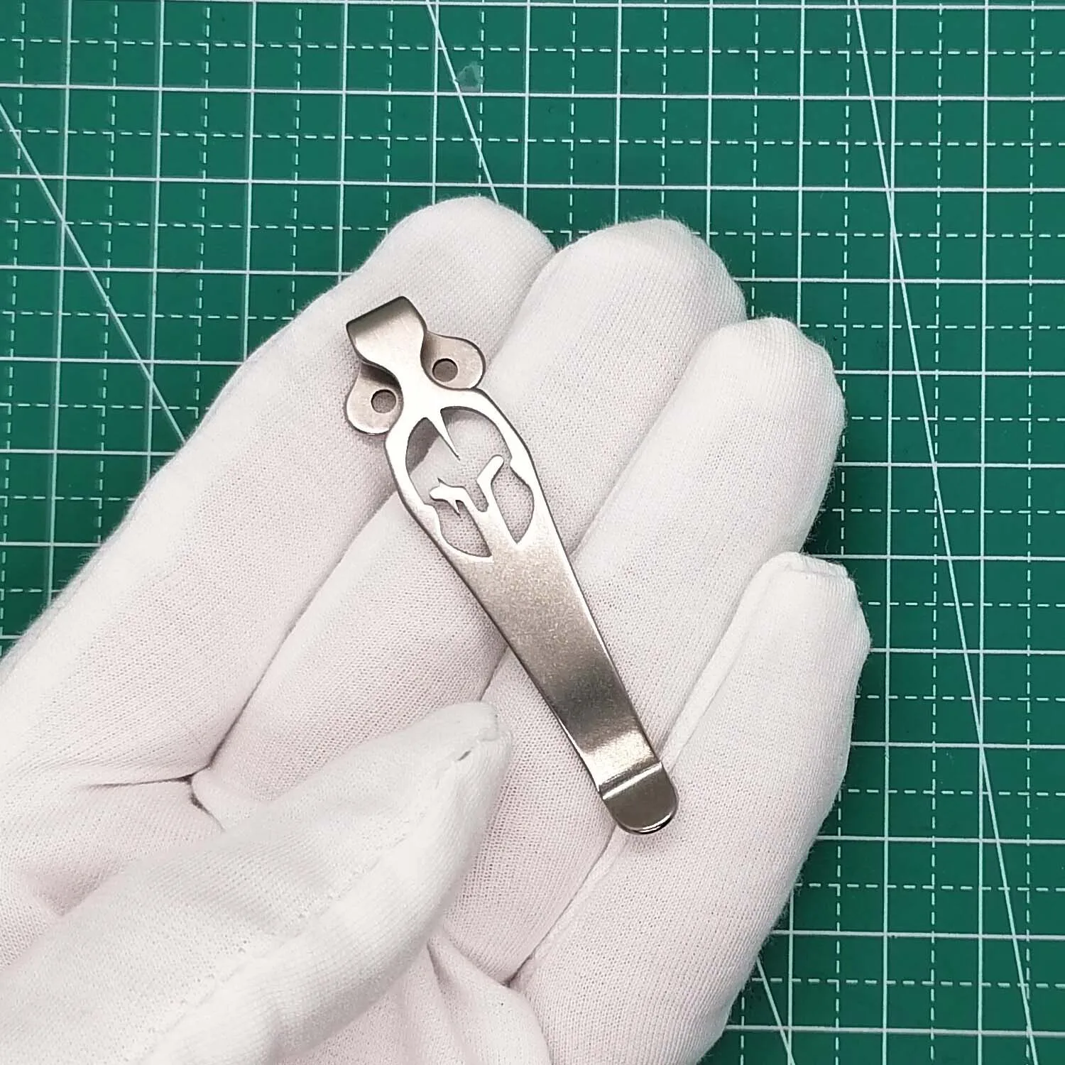 Titanium Alloy 2-hole Pocket Clip para Spyderco Paramilitar Peça C81 C10 C223