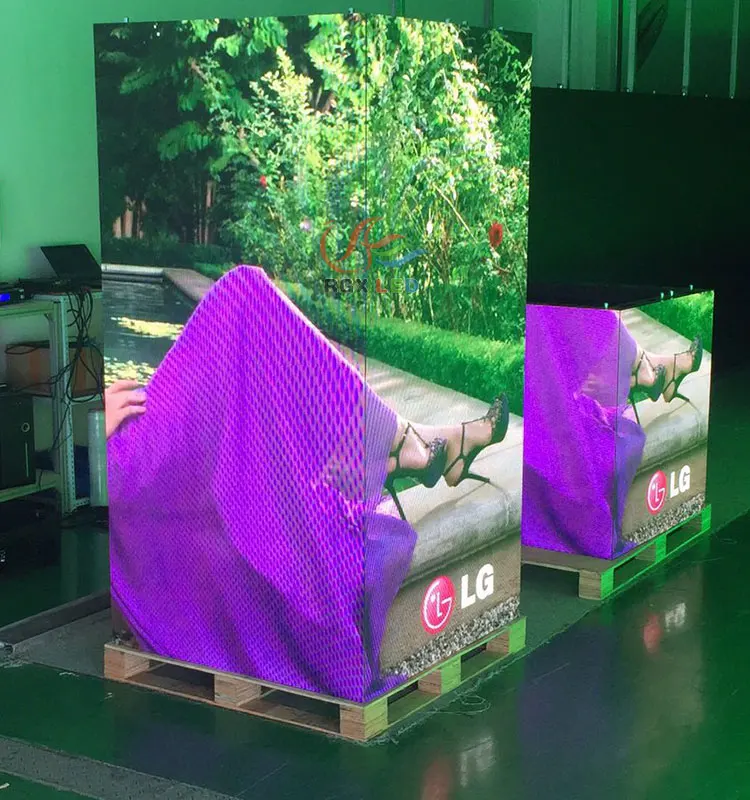 Right Angled LED Screen P2 P2.5 P3 P4 with 90 Degree Cabinet for square Column LED Video Wall customize