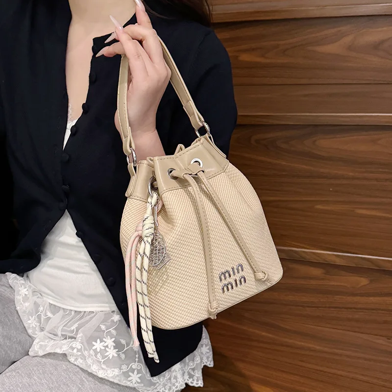 

2025 Style Vintage Hobo Bag, Multi-Way Convertible Shoulder & Crossbody Purse for Women, Textured Vegan Leather Day