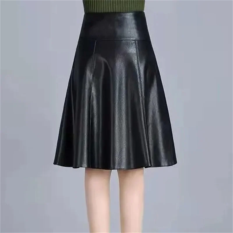 

2023 Autumn Winter New PU Leather Skirt Pleated Skirt High Waist Half Skirt Short Skirt Women's Slim Fit Mid length A-line Skirt