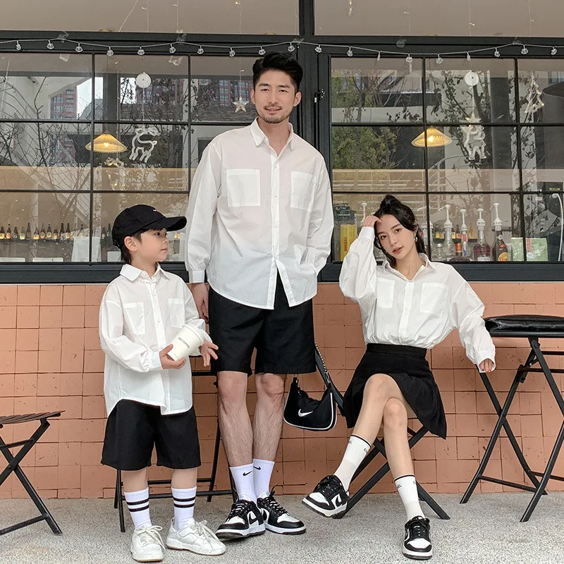 Family Set To Mom Dad And Son Clothes Mommy Daughter Outfits Women Girl White Blouse Skirts Clothing Men Boy Shirts Shorts Suit