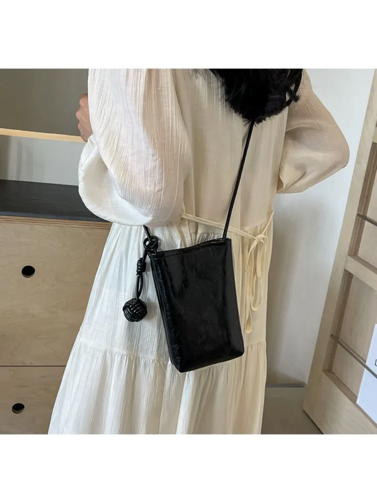 Silver Women 2024 New Summer Crossbody Bag Match Colors Fashion Cell Phone Purses Temperament Commuting Simplicity Handbag Sofe