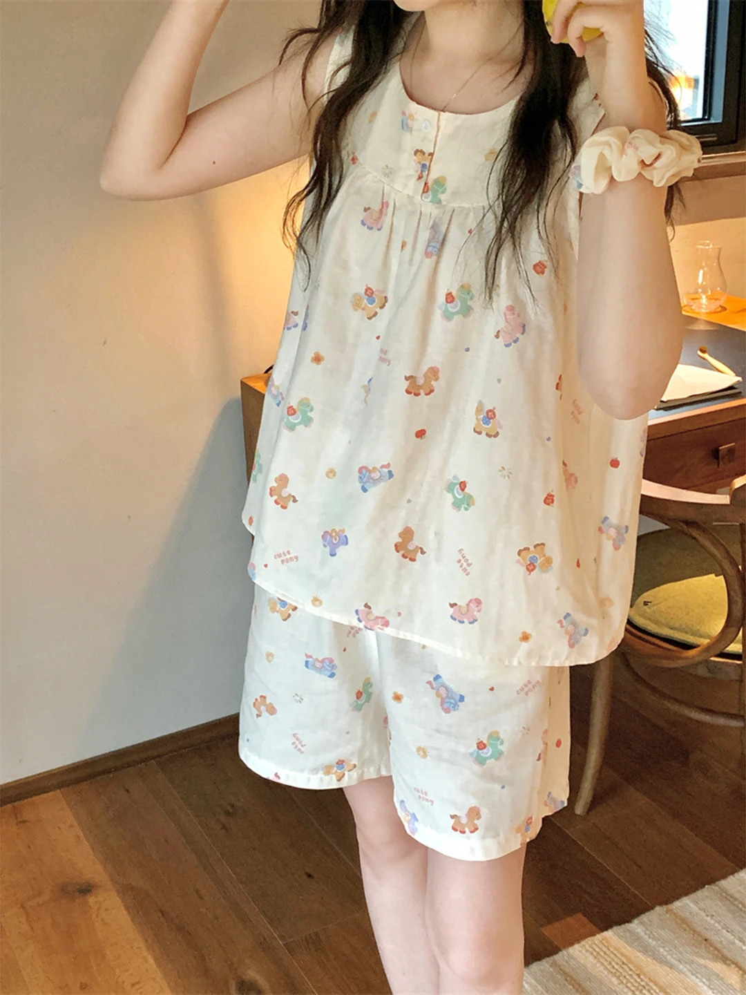 漫画レインボー馬綿ナイトガウン女性の夏の新しいノースリーブベストショーツホーム服セット通気性涼感